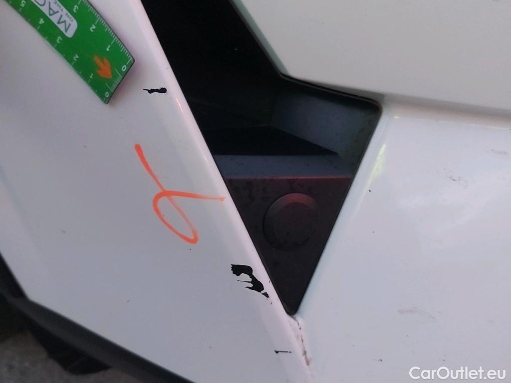  Nissan  Qashqai NISSAN  / 2021 / 5P / todoterreno DIG-T 103kW (140CV) mHEV 4x2 Acenta #16