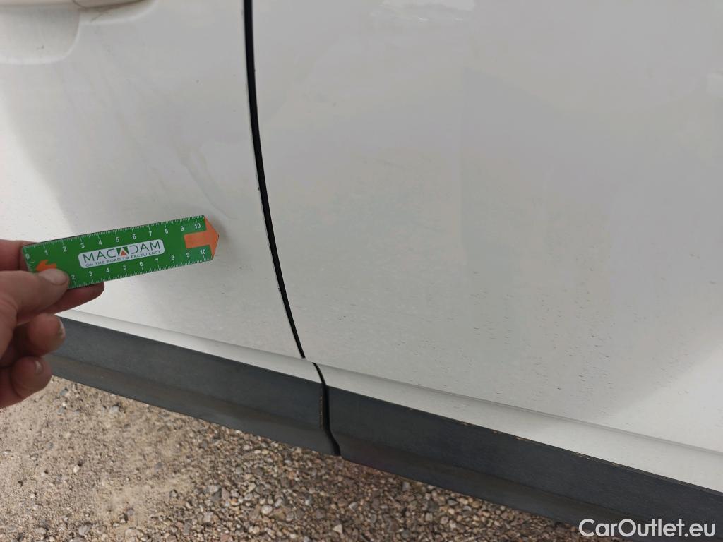  Opel   Grandland X OPEL Grandland / 2021 / 5P / todoterreno 1.5 CDTi Business Edition Auto #5