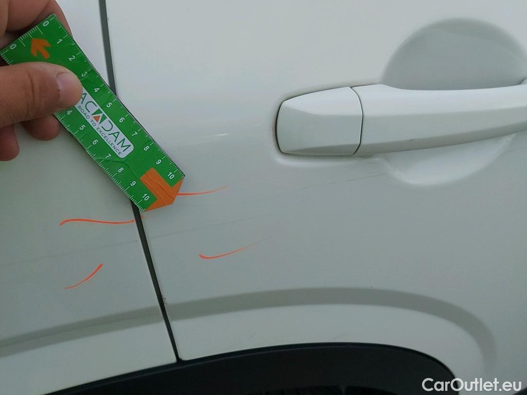  Nissan  Qashqai NISSAN  / 2021 / 5P / todoterreno DIG-T 103kW (140CV) mHEV 4x2 Acenta #9