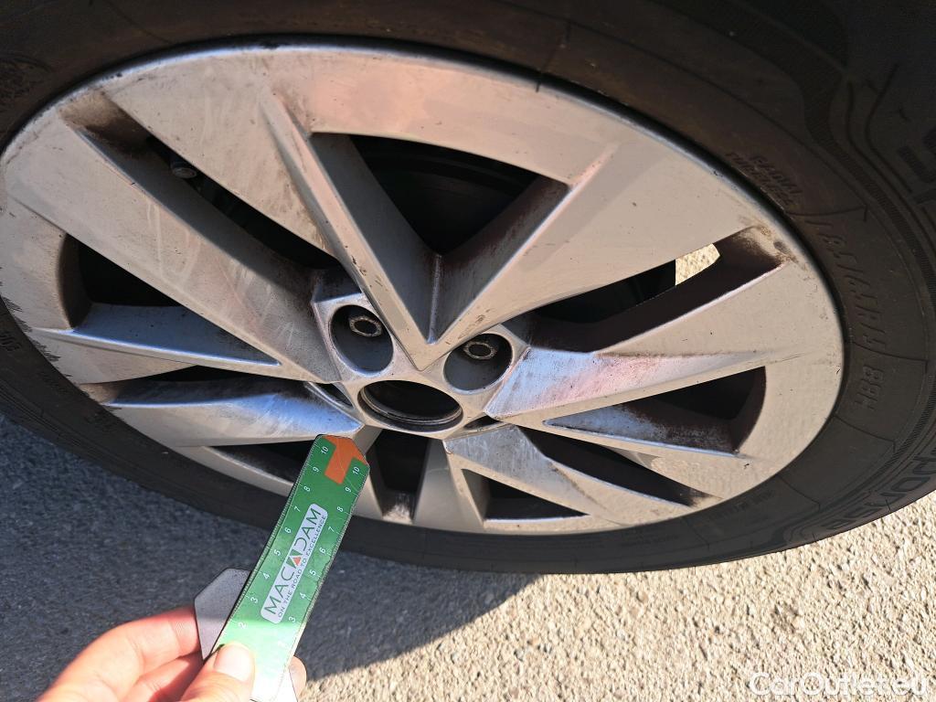  Skoda  Fabia SKODA  / 2021 / 5P / berlina con portón 1.0 TSI 70KW (95CV) Ambition #63