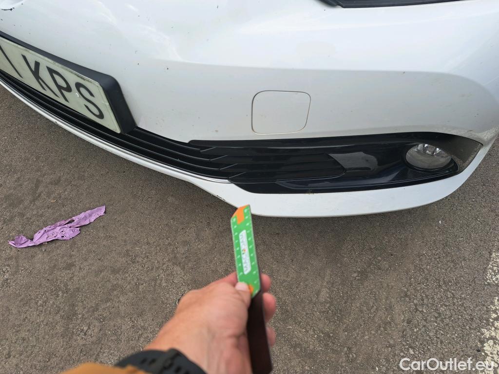  Toyota  Auris TOYOTA  / 2015 / 5P / berlina con portón 1.8 140H Hybrid Feel! Edition #7