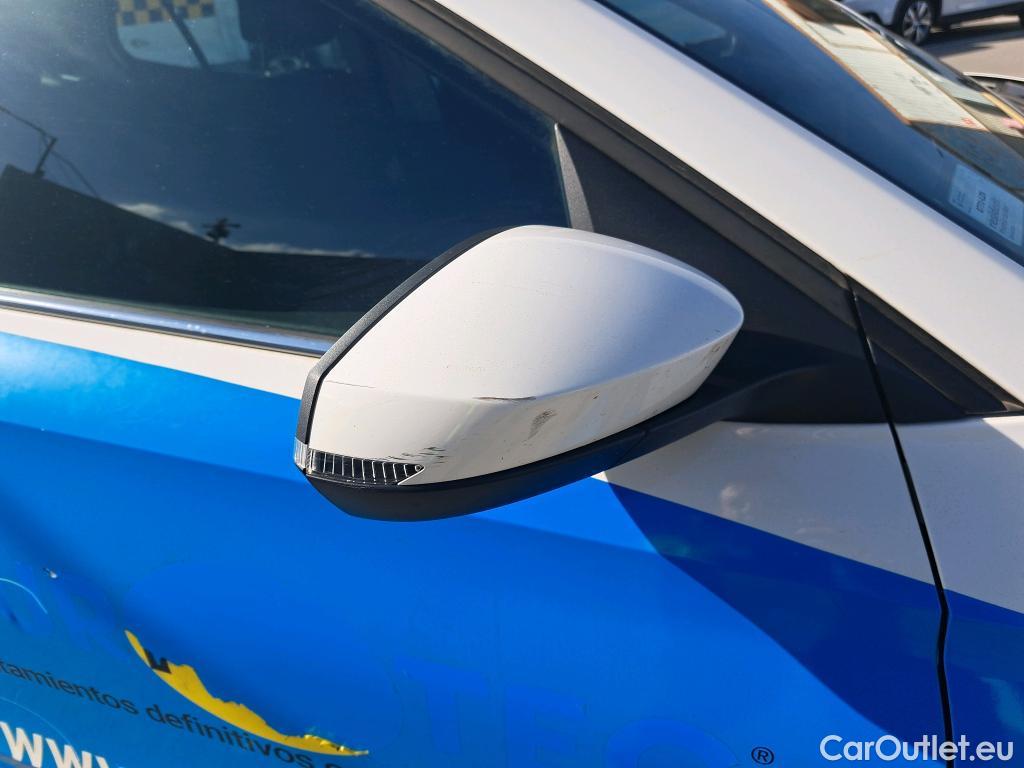  Skoda  Fabia SKODA  / 2021 / 5P / berlina con portón 1.0 TSI 70KW (95CV) Ambition #78