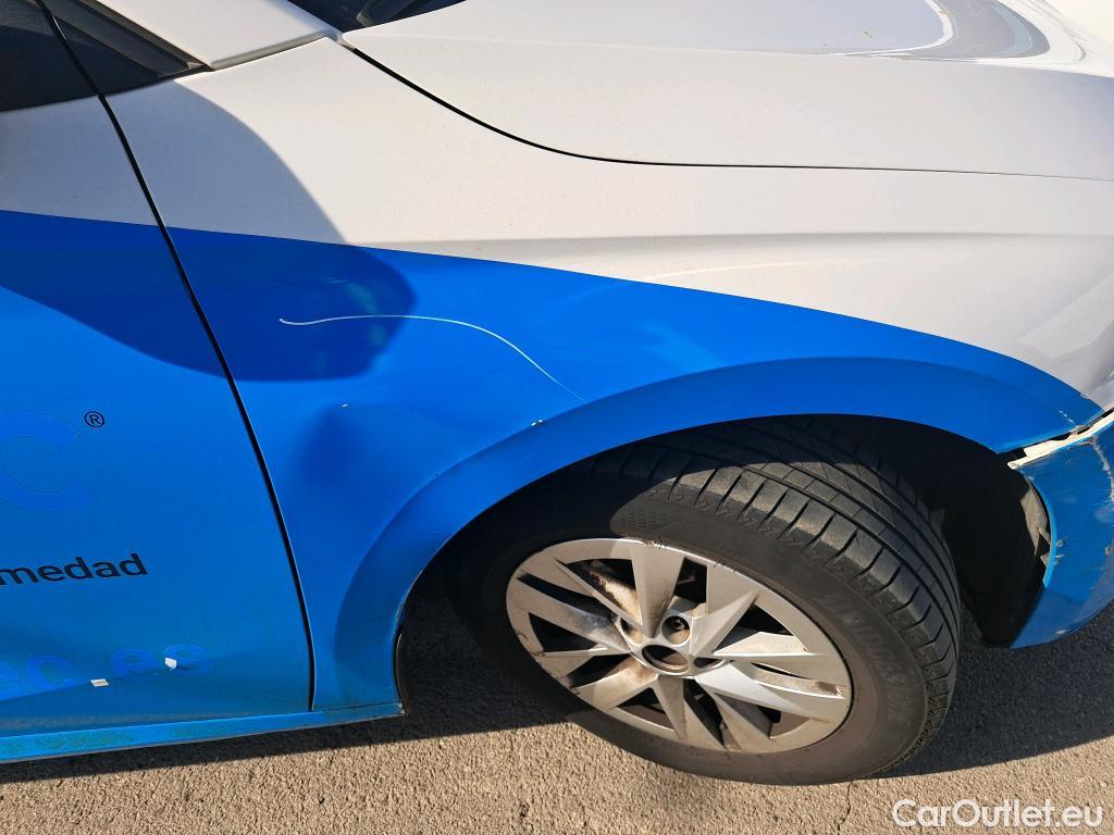  Skoda  Fabia SKODA  / 2021 / 5P / berlina con portón 1.0 TSI 70KW (95CV) Ambition #17