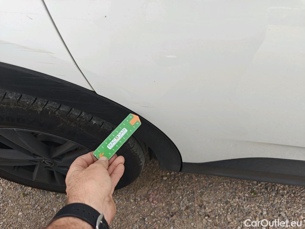  Opel   Grandland X OPEL Grandland / 2021 / 5P / todoterreno 1.5 CDTi Business Edition Auto #14