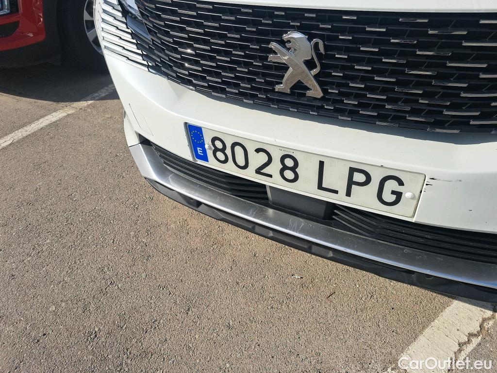  Peugeot  3008 PEUGEOT  / 2020 / 5P / todoterreno 1.5 BlueHDi 96kW (130CV) S&S Active Pack (AC4) #40