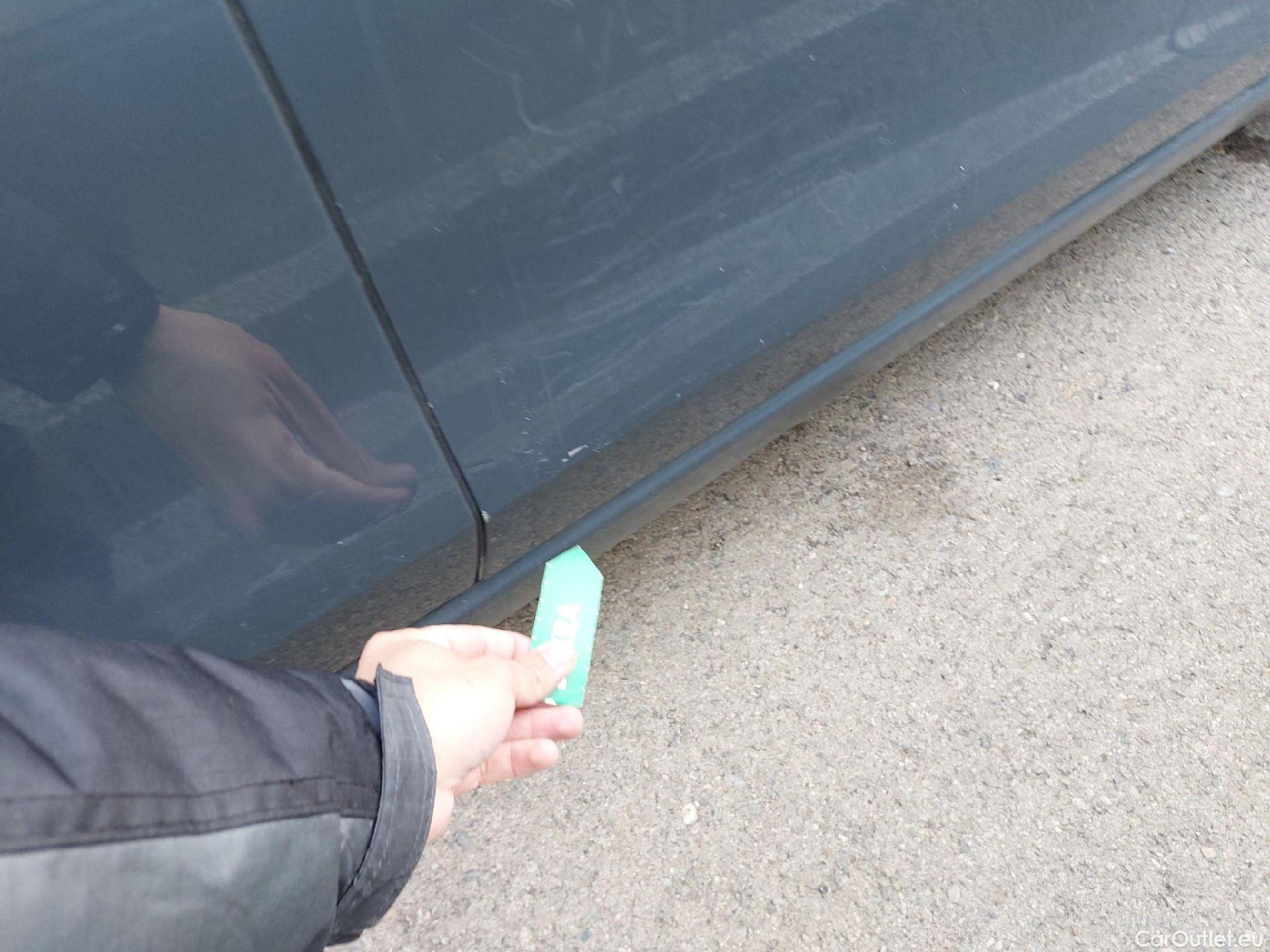  Volkswagen  Golf  VOLKSWAGEN / 2020 / 5P / familiar Life 1.0 eTSI 81kW (110CV) DSG Variant #16