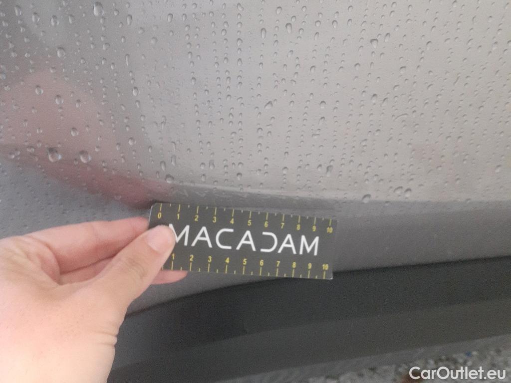  Toyota  C-HR TOYOTA  / 2016 / 5P / todoterreno 1.8 125H Advance #2