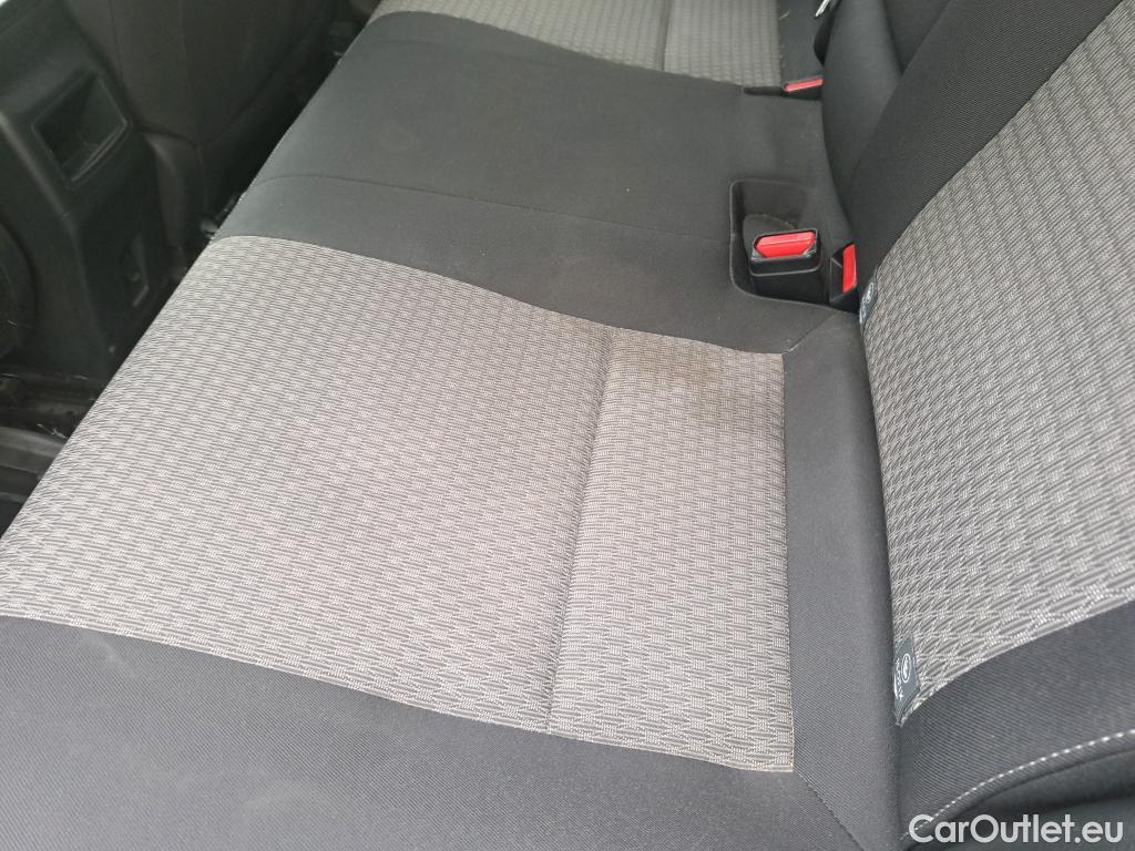  Toyota  Auris TOYOTA  / 2015 / 5P / berlina con portón 1.8 140H Hybrid Feel! Edition #10