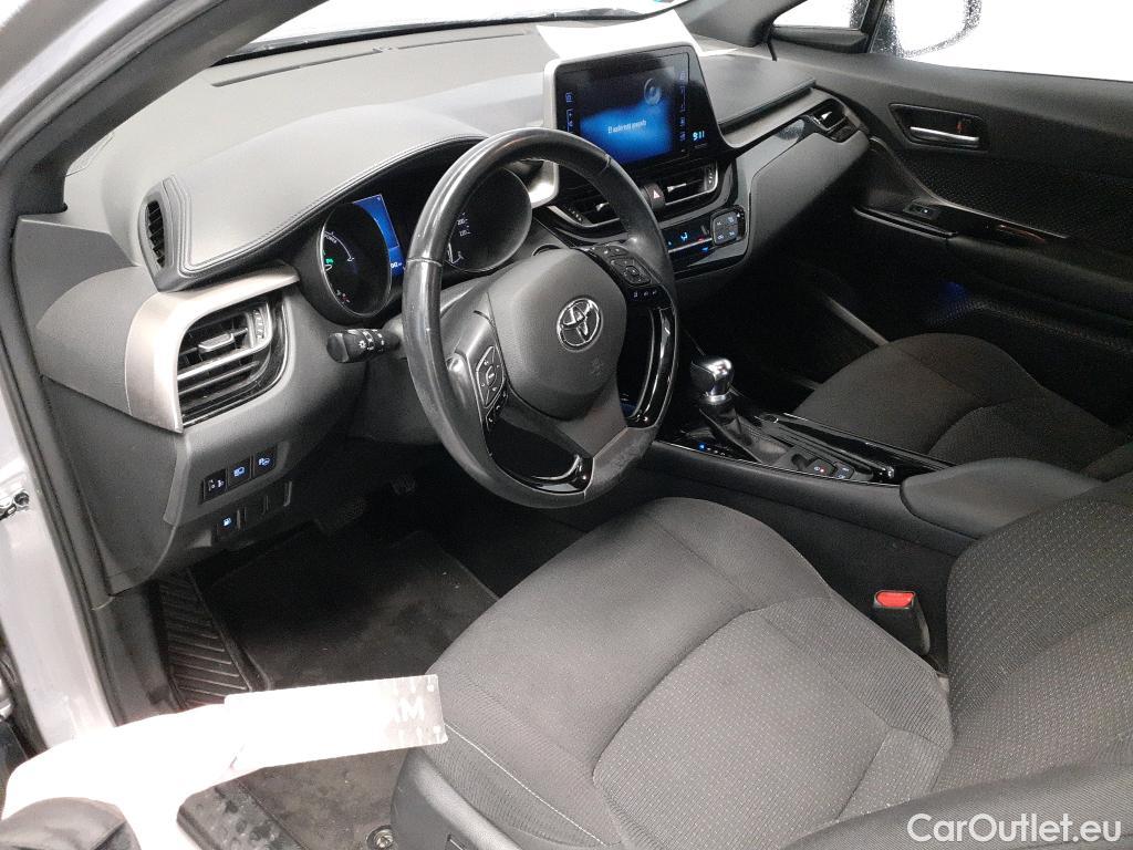  Toyota  C-HR TOYOTA  / 2016 / 5P / todoterreno 1.8 125H Advance #9