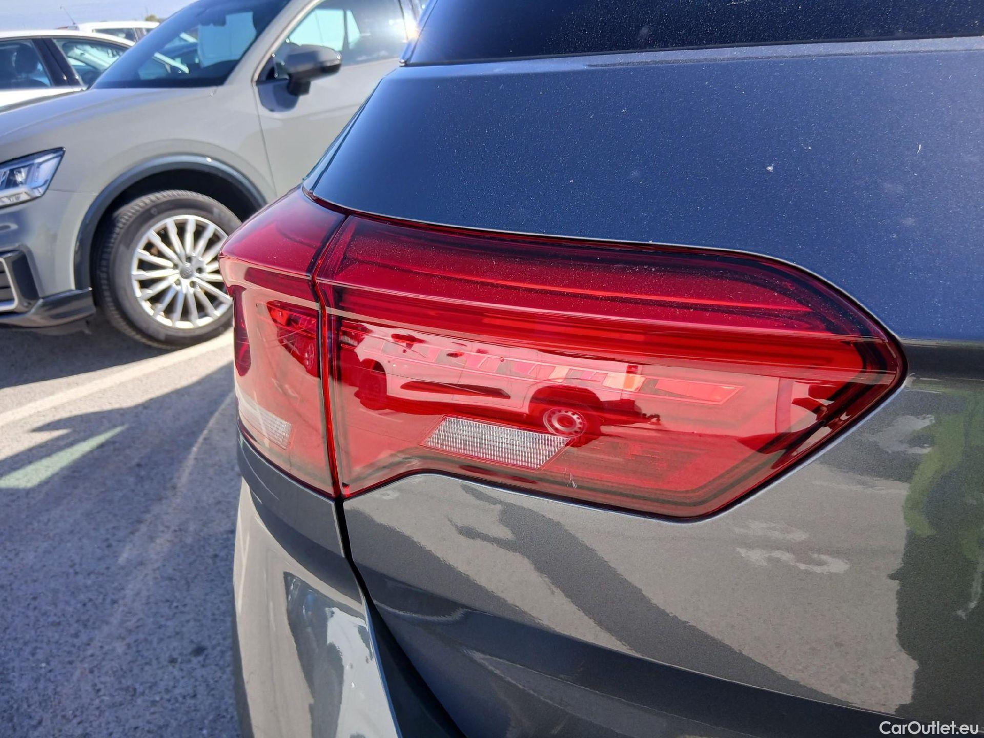  Volkswagen  T-ROC  Advance 2.0 TDI 150CV AT7 E6d #37