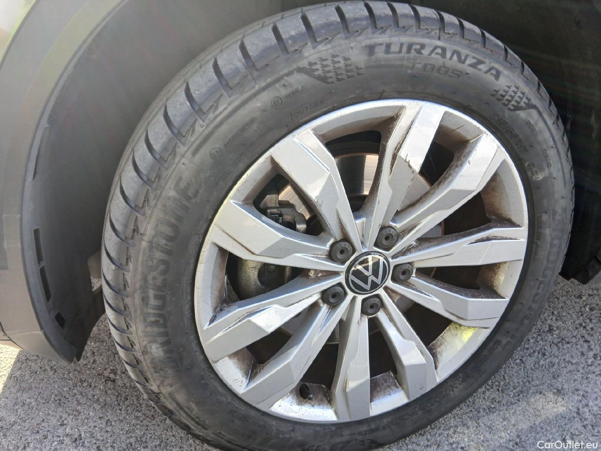  Volkswagen  T-ROC  Advance 2.0 TDI 150CV AT7 E6d #15