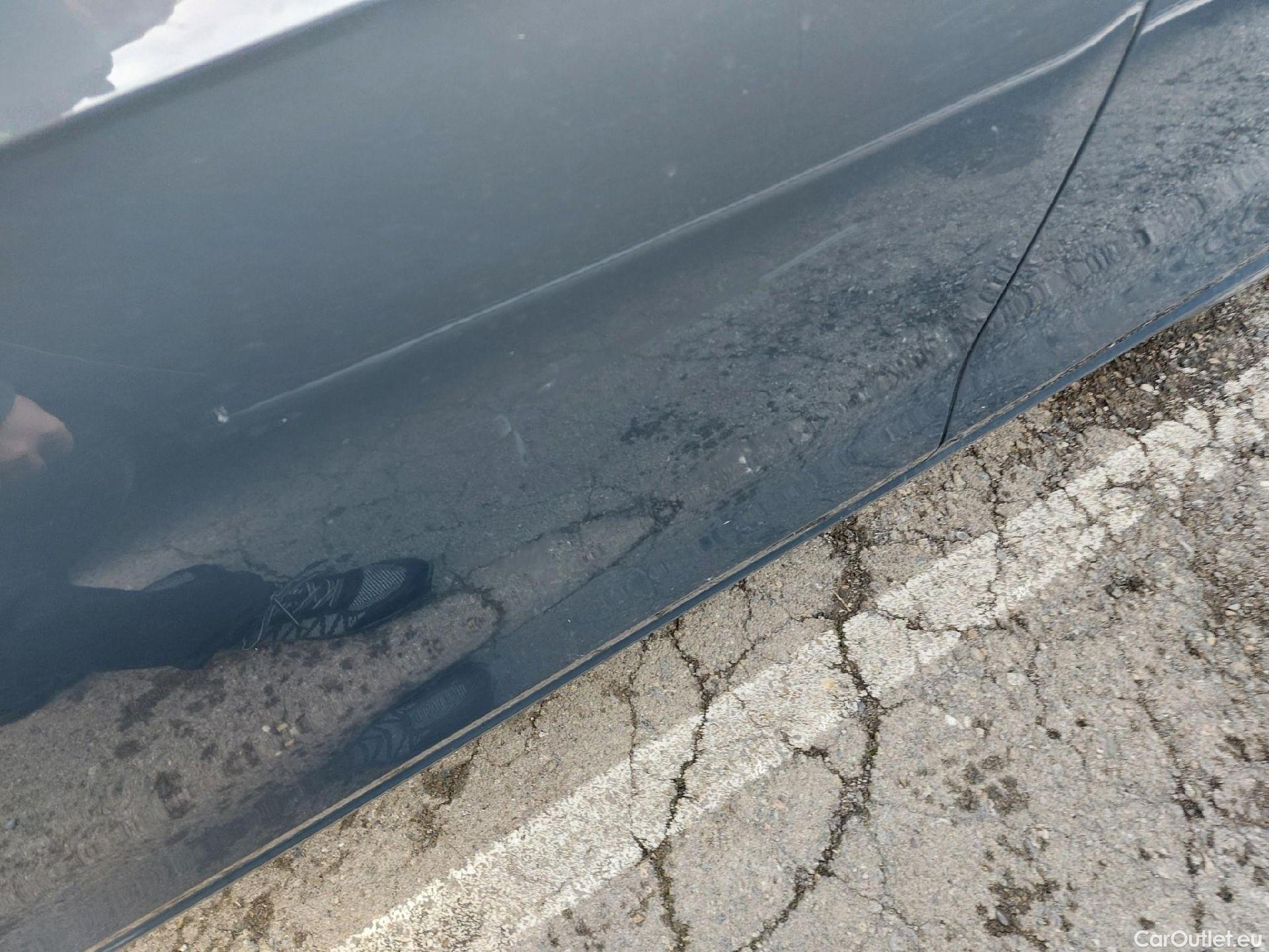  Volkswagen  Golf  VOLKSWAGEN / 2020 / 5P / familiar Life 1.0 eTSI 81kW (110CV) DSG Variant #7