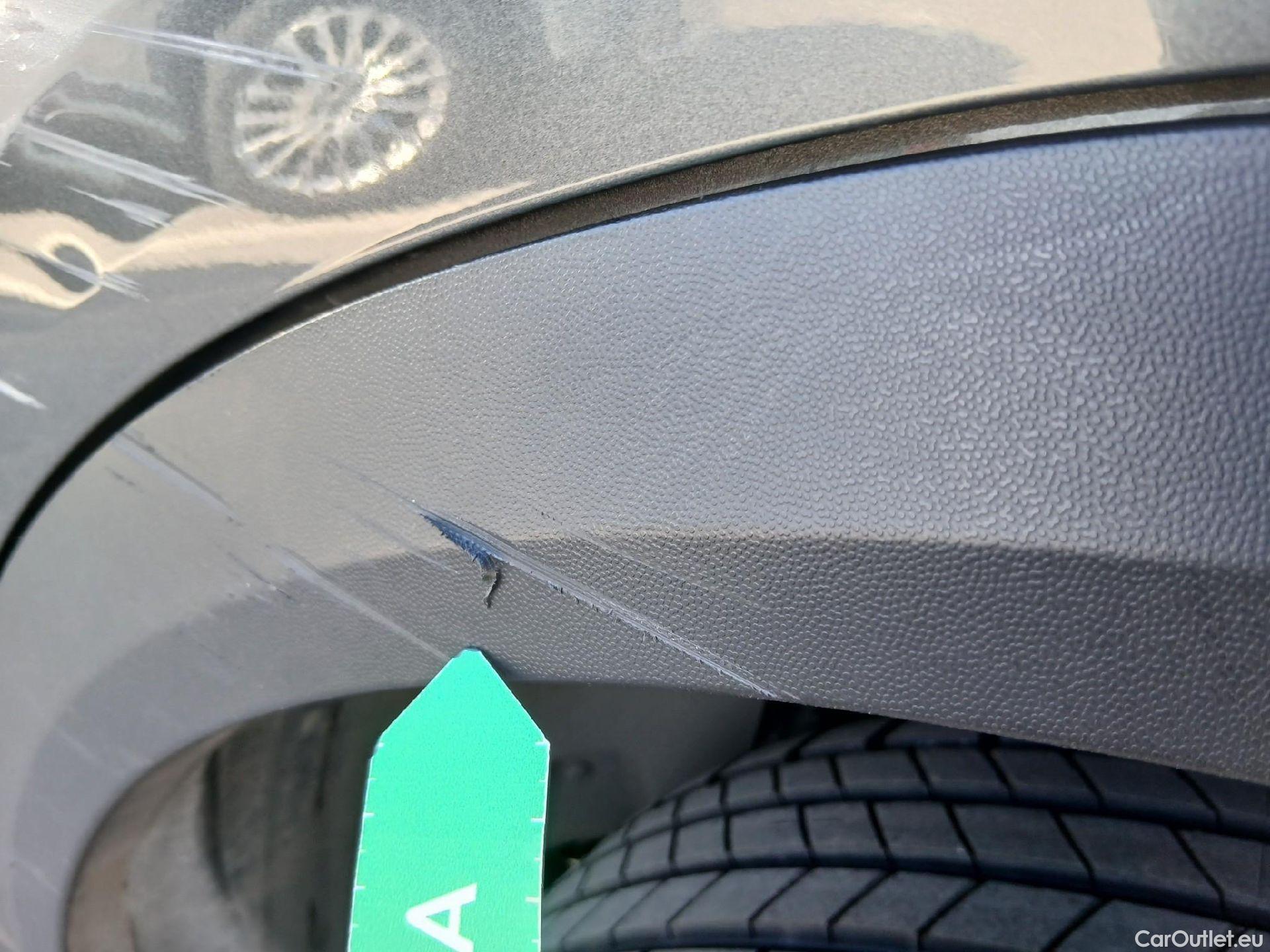  Volkswagen  T-ROC  Advance 2.0 TDI 150CV AT7 E6d #25