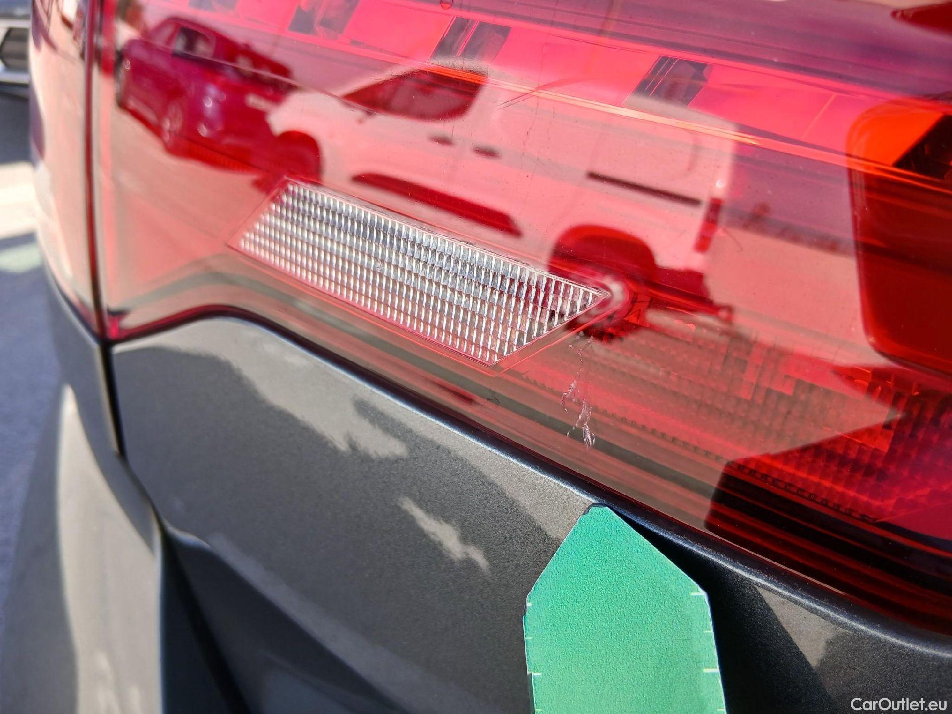  Volkswagen  T-ROC  Advance 2.0 TDI 150CV AT7 E6d #36