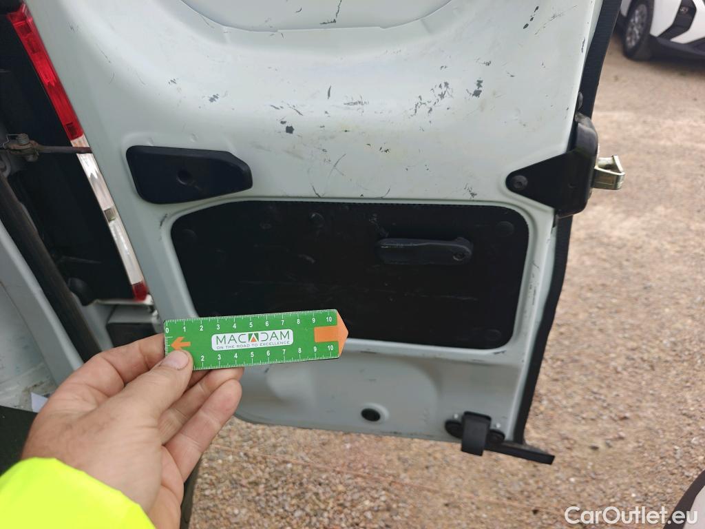  Dacia  Dokker DACIA  / 2013 / 4P / furgón derivado de turismo Van Essential Blue dCi 70kW (95CV) #49