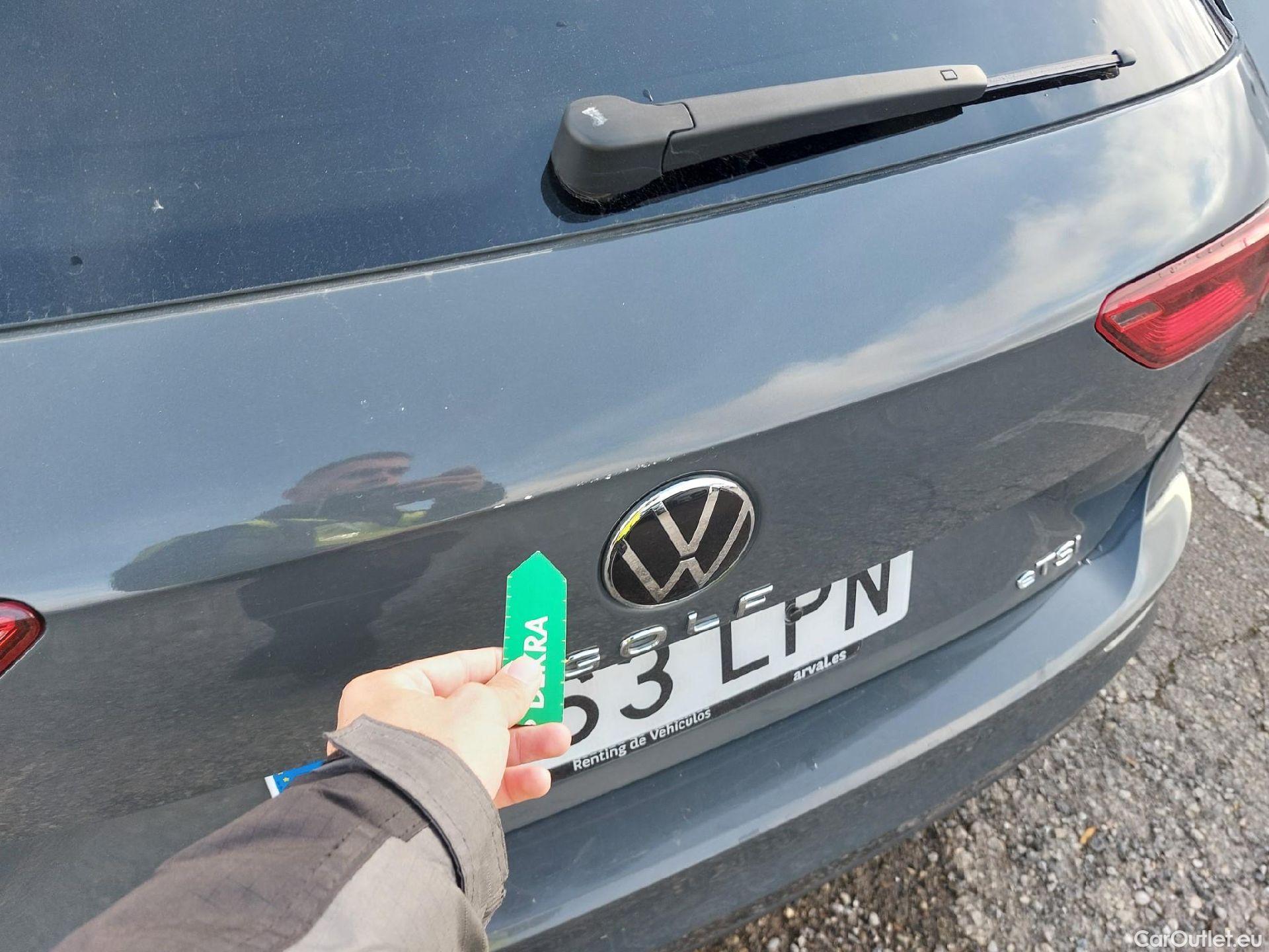  Volkswagen  Golf  VOLKSWAGEN / 2020 / 5P / familiar Life 1.0 eTSI 81kW (110CV) DSG Variant #14