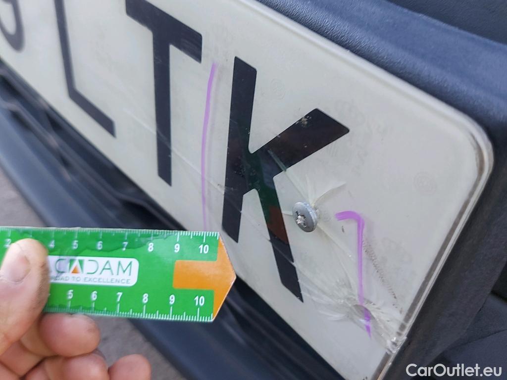  Fiat  Doblo FIAT Doblò Cargo/2015/4P/furgón derivado de turismo Cargo SX 1.3 Mjet 70 kW (95 CV) #36