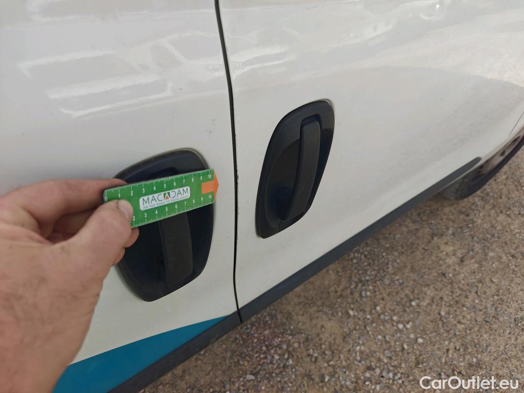  Fiat  Doblo FIAT DOBLÒ CARGO VU 4p 3G furgón derivad Base Maxi 1.3 Mjet 90 E5+ #20