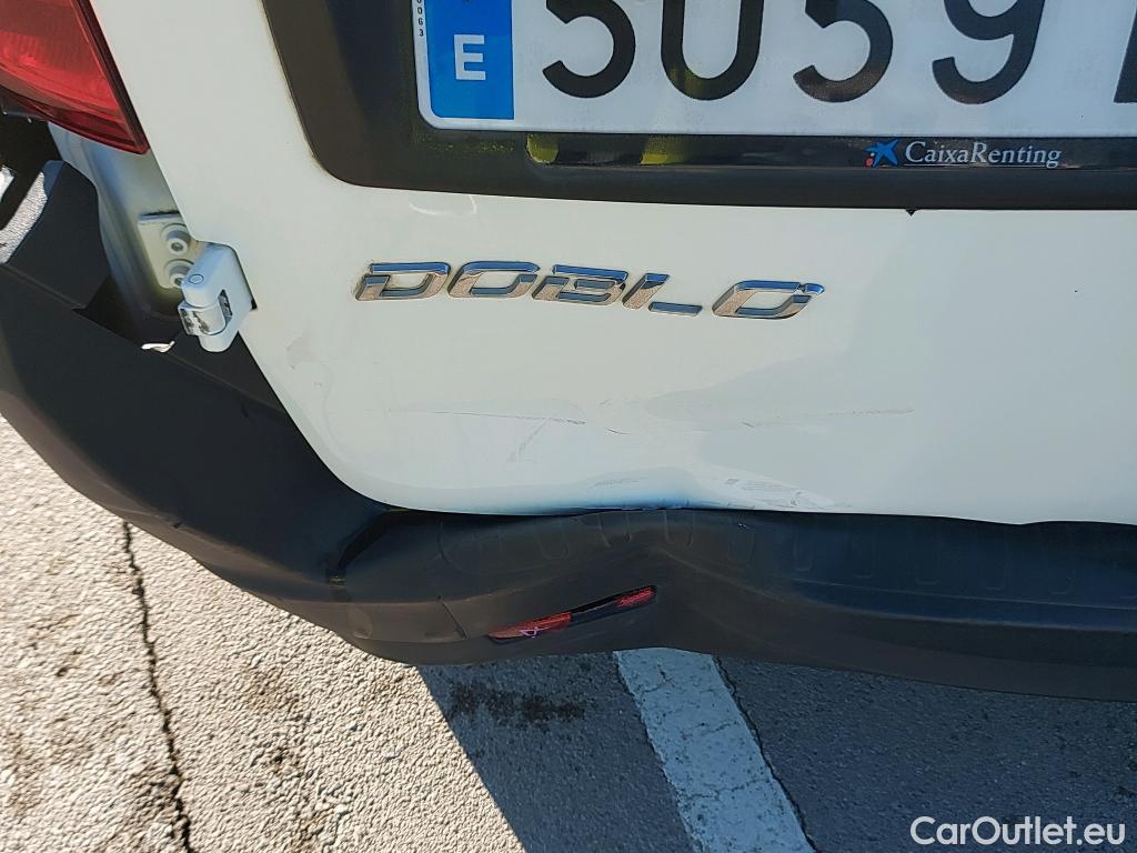  Fiat  Doblo FIAT Doblò Cargo/2015/4P/furgón derivado de turismo Cargo SX 1.3 Mjet 70 kW (95 CV) #7