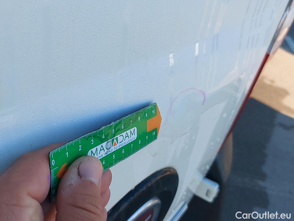  Fiat  Doblo FIAT Doblò Cargo/2015/4P/furgón derivado de turismo Cargo SX 1.3 Mjet 70 kW (95 CV) #21