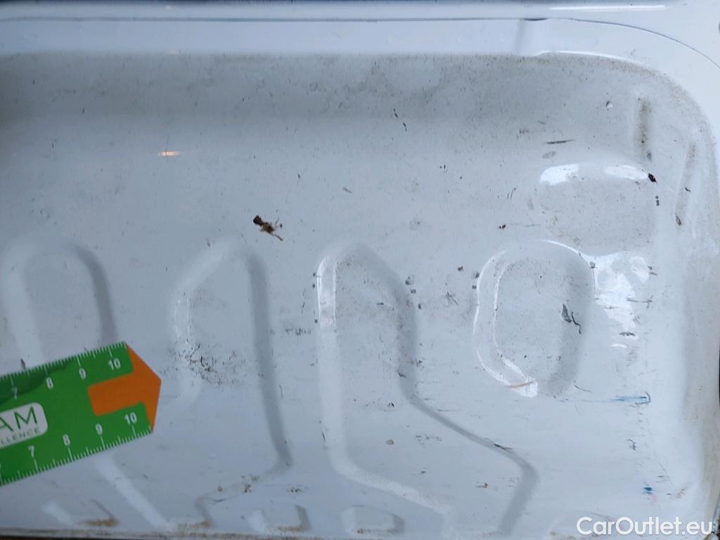  Fiat  Doblo FIAT Doblò Cargo/2015/4P/furgón derivado de turismo Cargo SX 1.3 Mjet 70 kW (95 CV) #15