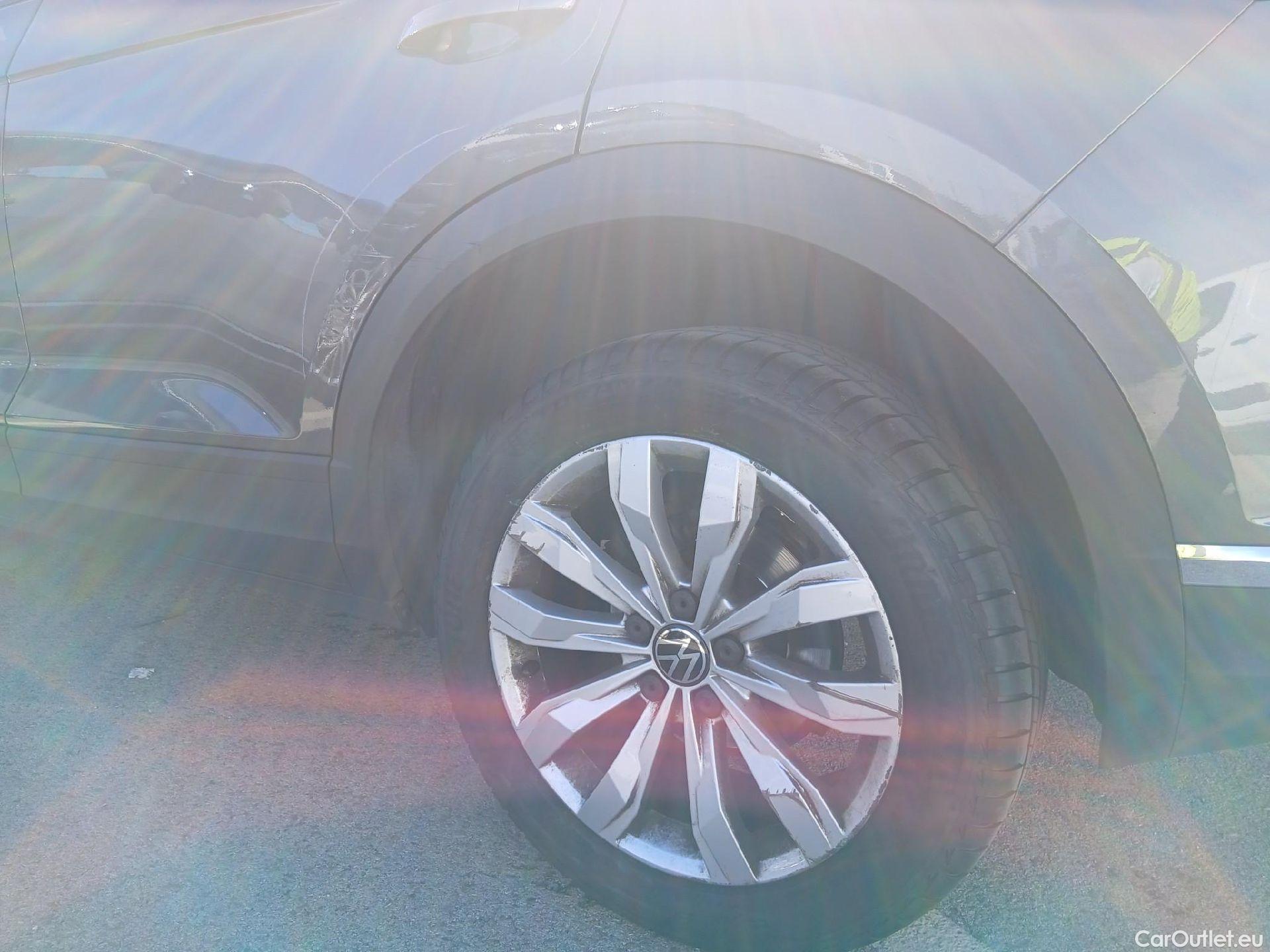  Volkswagen  T-ROC  Advance 2.0 TDI 150CV AT7 E6d #24