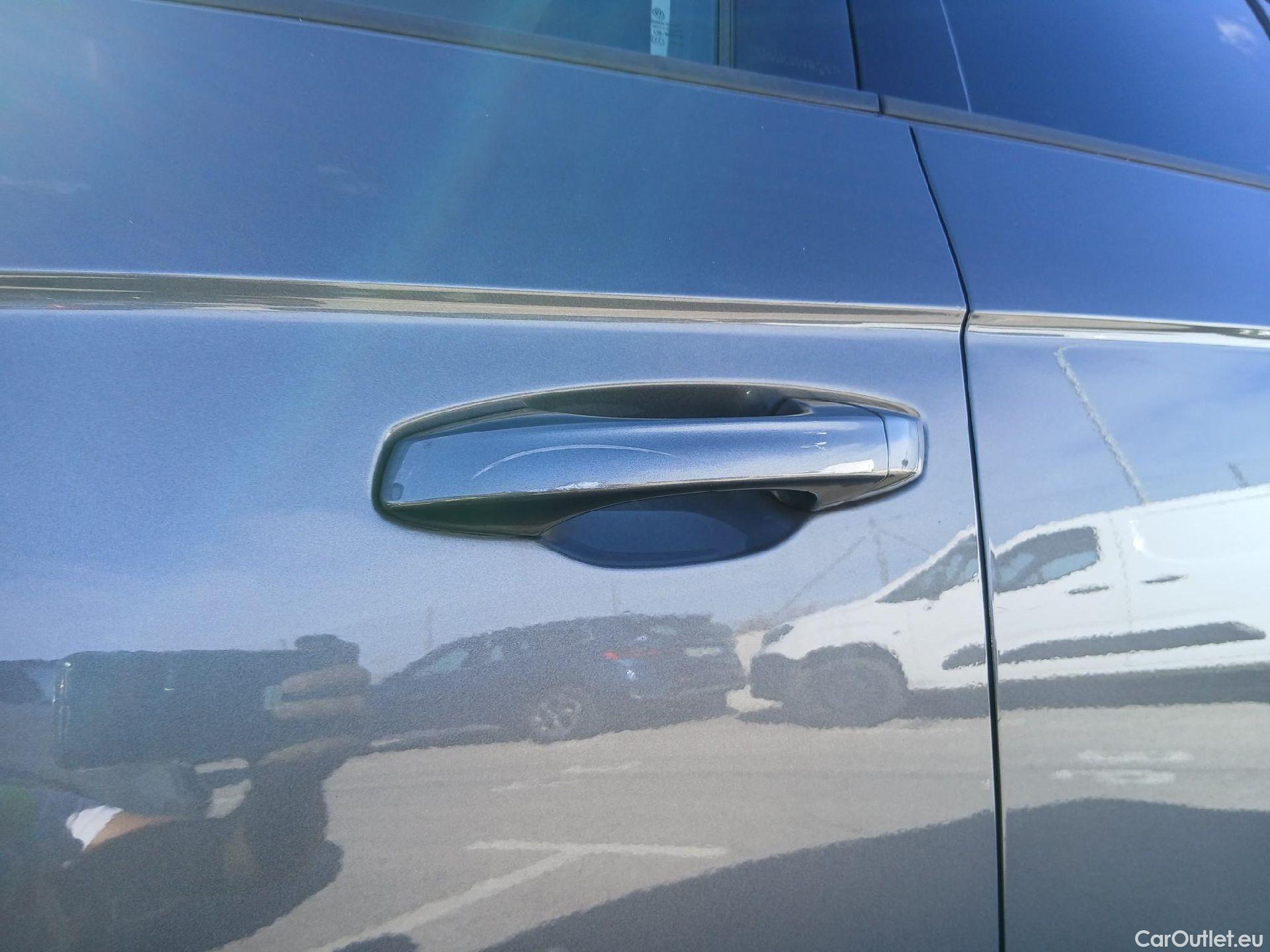  Volkswagen  T-ROC  Advance 2.0 TDI 150CV AT7 E6d #16