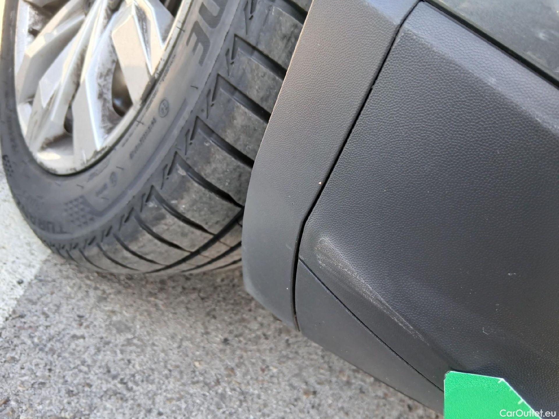  Volkswagen  T-ROC  Advance 2.0 TDI 150CV AT7 E6d #6