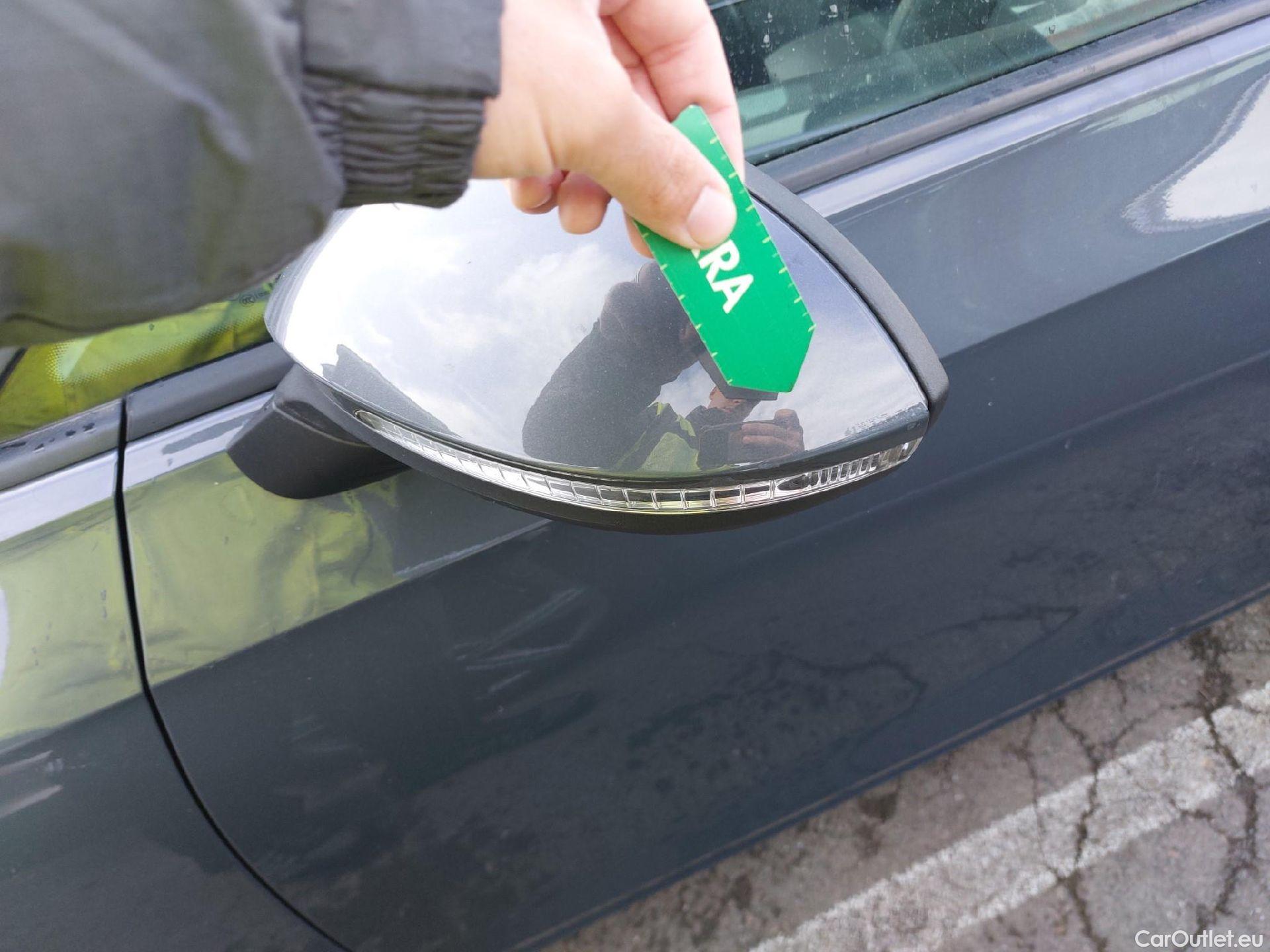  Volkswagen  Golf  VOLKSWAGEN / 2020 / 5P / familiar Life 1.0 eTSI 81kW (110CV) DSG Variant #6