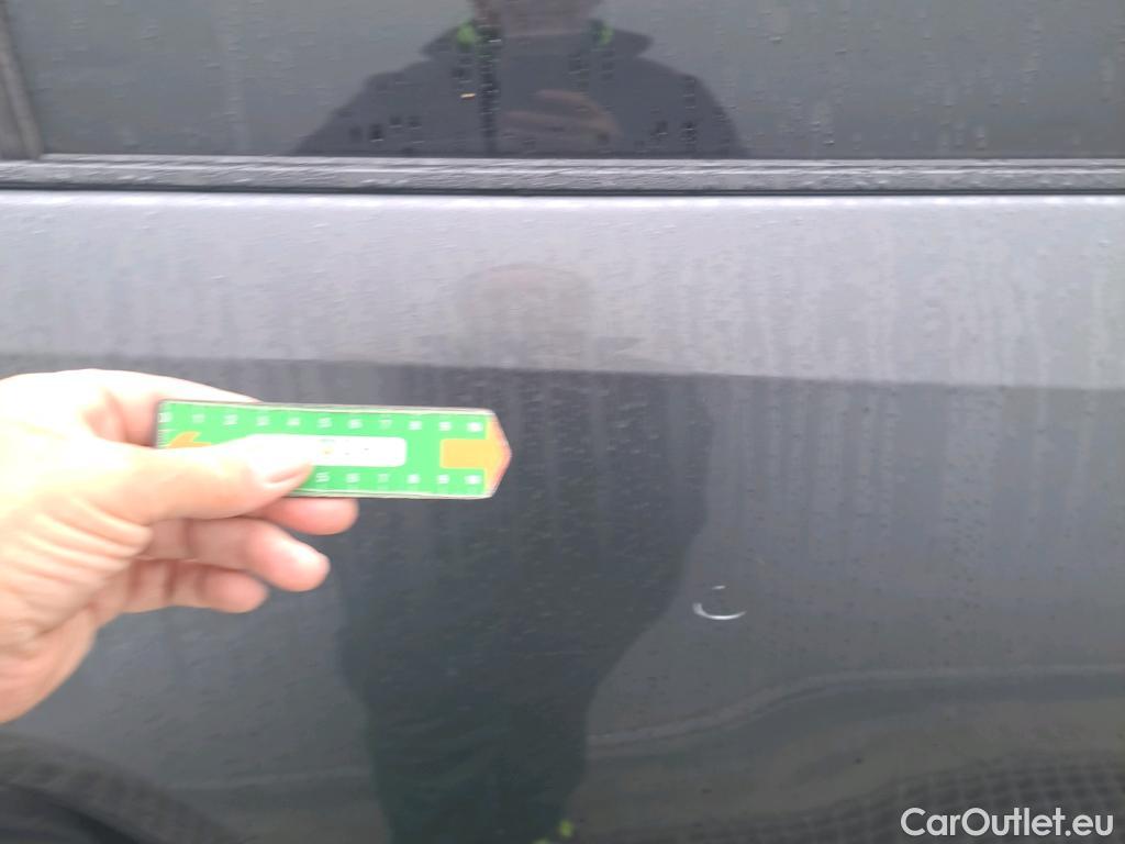  Toyota  RAV4 TOYOTA  / 2018 / 5P / todoterreno 2.5l 220H Style #19