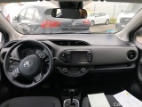  Toyota  Yaris TOYOTA  / 2017 / 5P / berlina con portón 1.5 100H Active #3