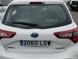  Toyota  Yaris TOYOTA  / 2017 / 5P / berlina con portón 1.5 100H Active #10