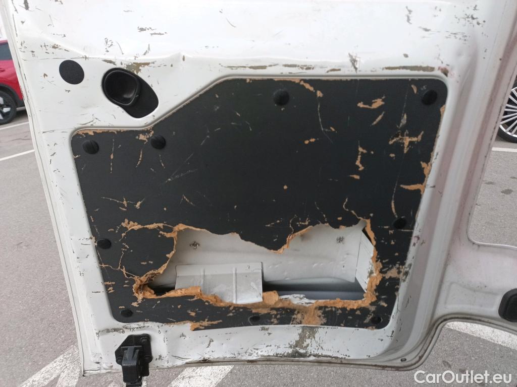  Opel  Vivaro OPEL  / 2019 / 4P / furgón 1.5 Diésel 88kW (120CV) M Std Express #29