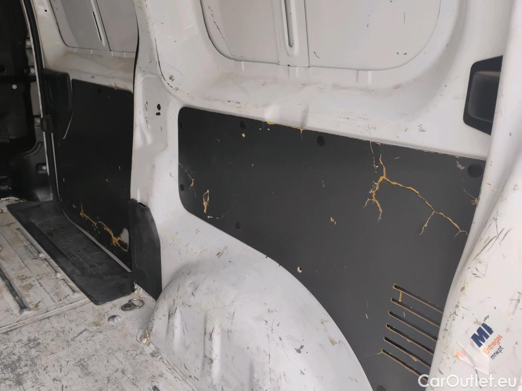  Peugeot  Expert  Furgón Pro Standard 1.5 HDI 120CV MT6 E6d #30