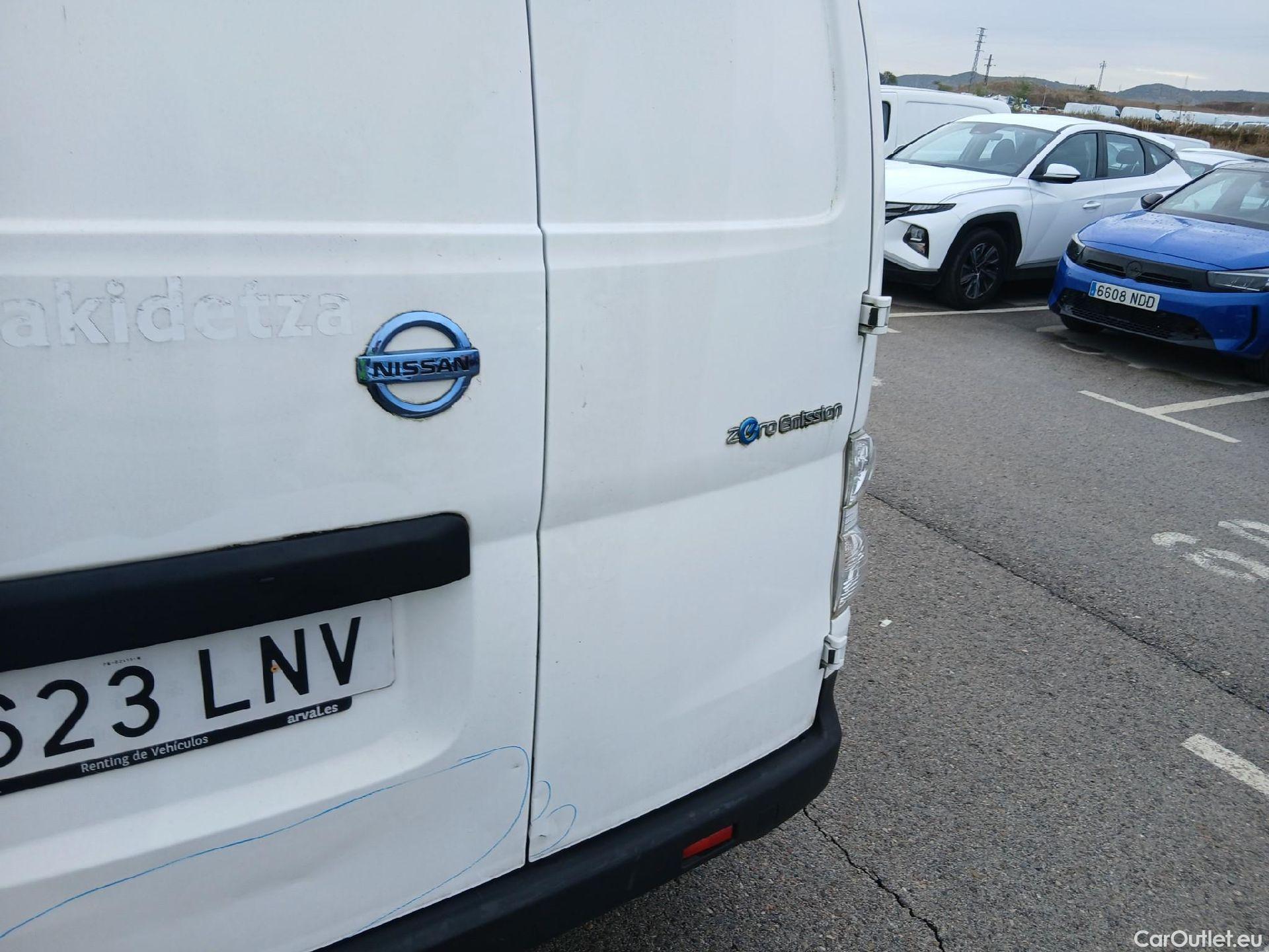  Nissan  NV200 NISSAN e- / 2009 / 5P / furgón Furgón 5p 40 kWh COMFORT #42