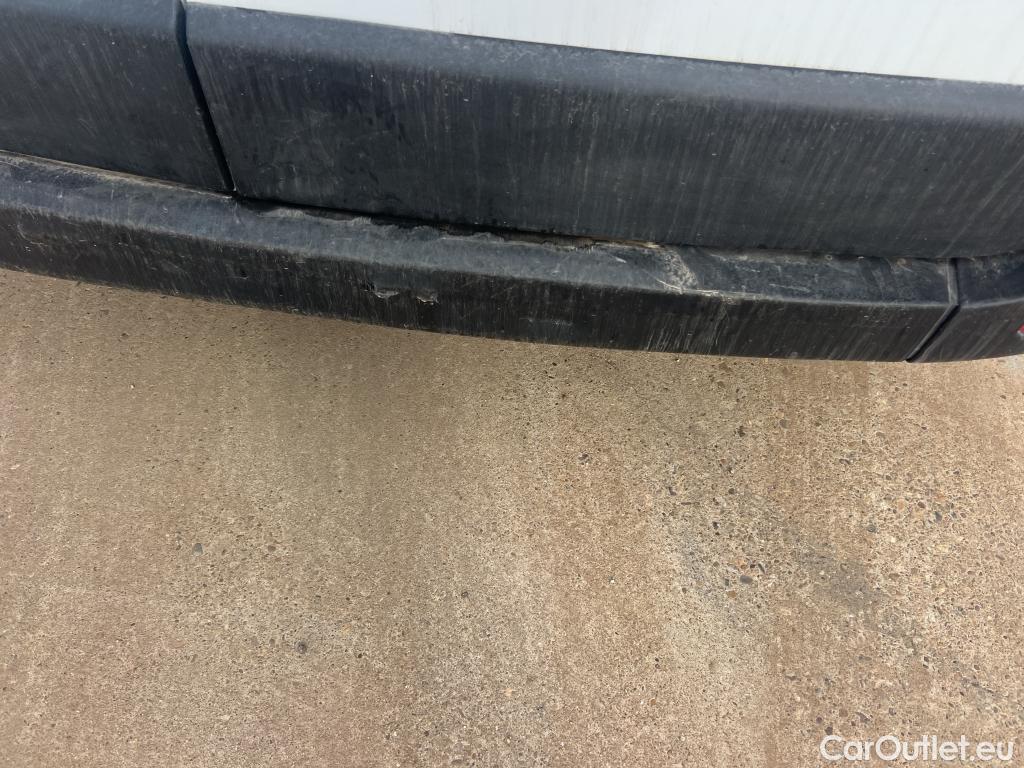  Renault  Master RENAULT TRUCKS UK  VU 4p 3G furgón FWD 3T5 E6 150CV L2H2 ISOTERMO + EQUIPO DE FRIO #26