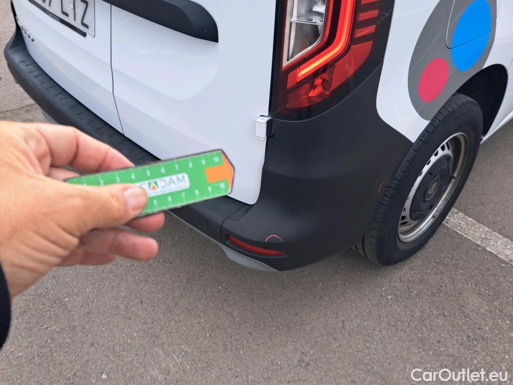  Renault  Kangoo RENAULT  Furgón/2021/4P/furgón derivado de turismo Profes. 1.5 Blue dCi 55kW Ábr. Sésamo R #10