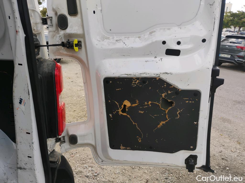  Peugeot  Expert  Furgón Pro Standard 1.5 HDI 120CV MT6 E6d #69