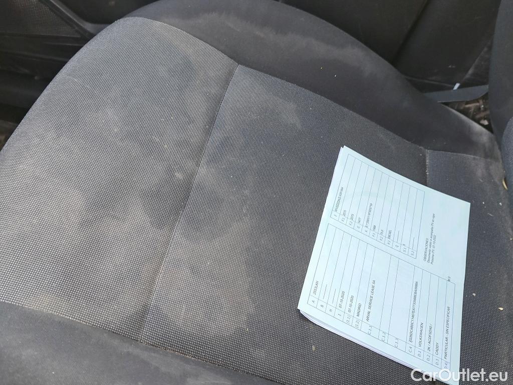  Volkswagen  Caddy VOLKSWAGEN  / 2015 / 4P / combi Profesional Kombi 2.0 TDI 75kW BMT (CX) #11