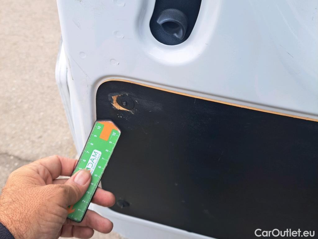  Renault  Kangoo RENAULT  Furgón/2021/4P/furgón derivado de turismo Profes. 1.5 Blue dCi 55kW Ábr. Sésamo R #17