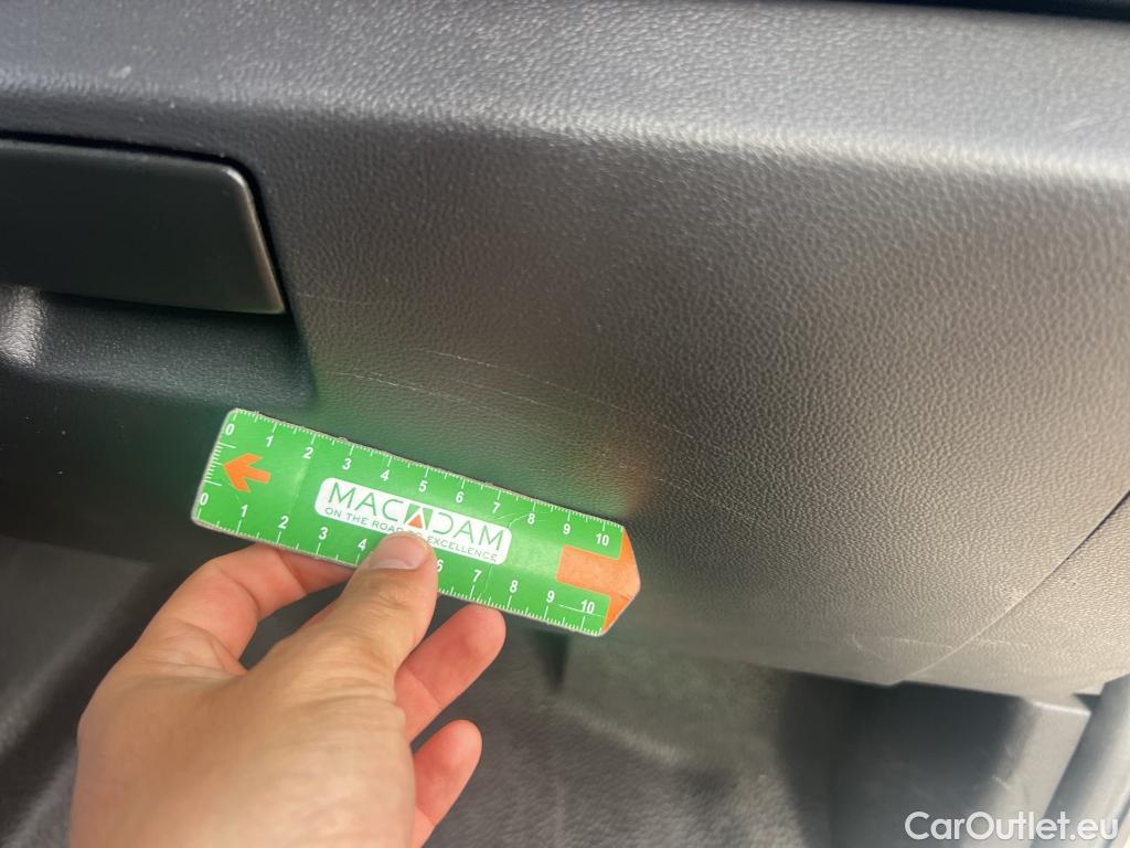  Renault  Master RENAULT TRUCKS UK  VU 4p 3G furgón FWD 3T5 E6 150CV L2H2 ISOTERMO + EQUIPO DE FRIO #30