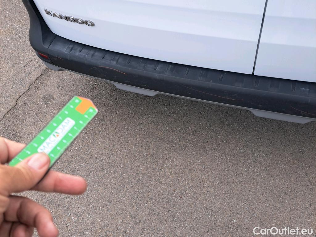  Renault  Kangoo RENAULT  Furgón/2021/4P/furgón derivado de turismo Profes. 1.5 Blue dCi 55kW Ábr. Sésamo R #13