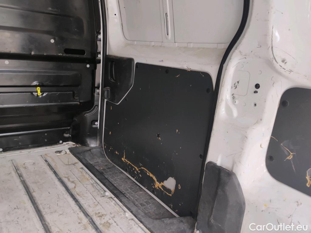  Peugeot  Expert  Furgón Pro Standard 1.5 HDI 120CV MT6 E6d #34