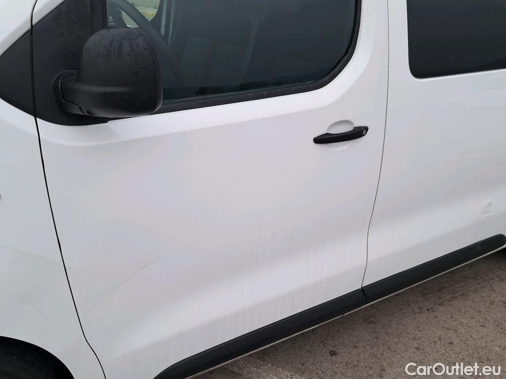  Opel  Vivaro OPEL  / 2019 / 4P / combi 1.5 Diésel 88kW (120CV) L Std Express #10