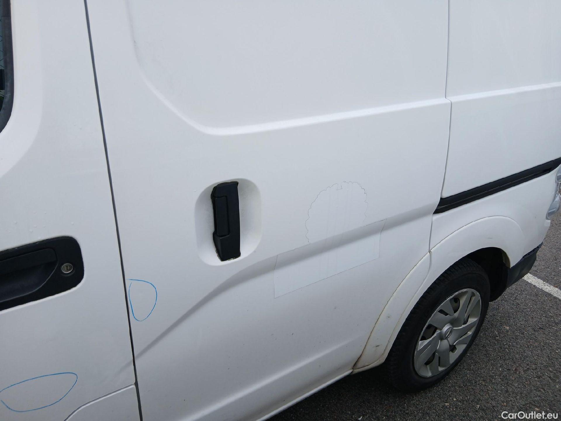  Nissan  NV200 NISSAN e- / 2009 / 5P / furgón Furgón 5p 40 kWh COMFORT #34