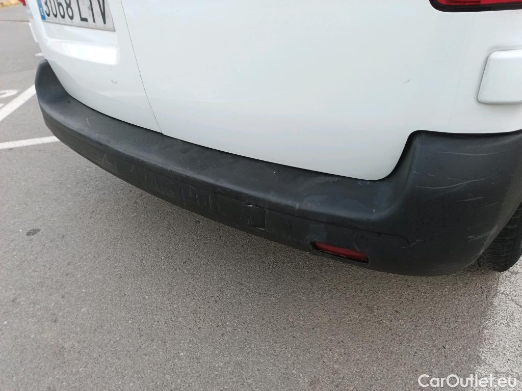  Opel  Vivaro OPEL  / 2019 / 4P / furgón 1.5 Diésel 88kW (120CV) M Std Express #33