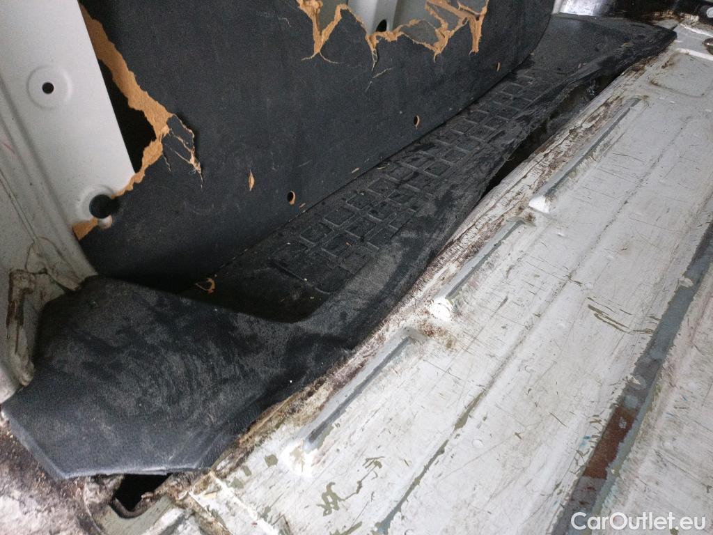  Opel  Vivaro OPEL  / 2019 / 4P / furgón 1.5 Diésel 88kW (120CV) M Std Express #12