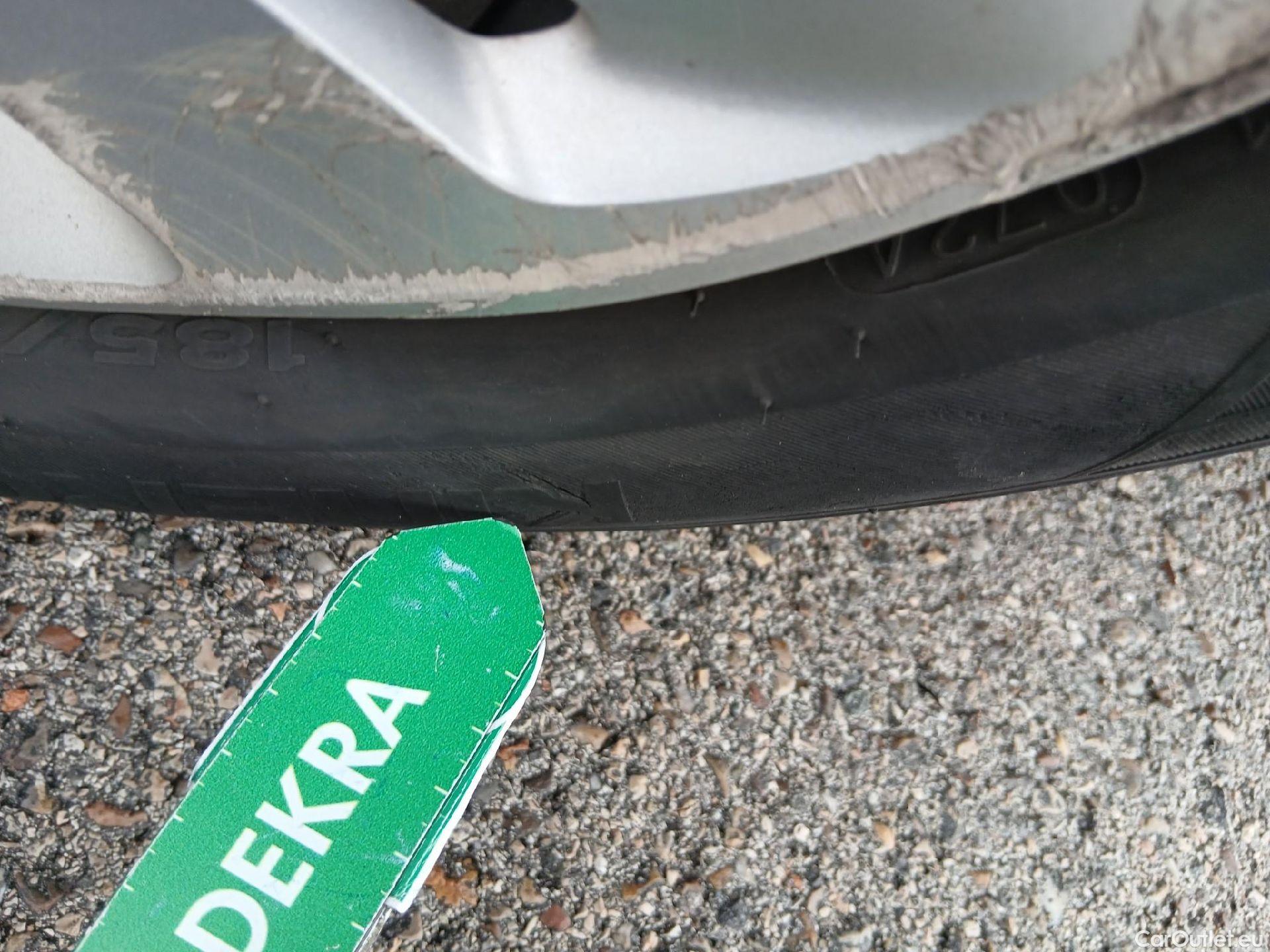  Nissan  NV200 NISSAN e- / 2009 / 5P / furgón Furgón 5p 40 kWh COMFORT #23