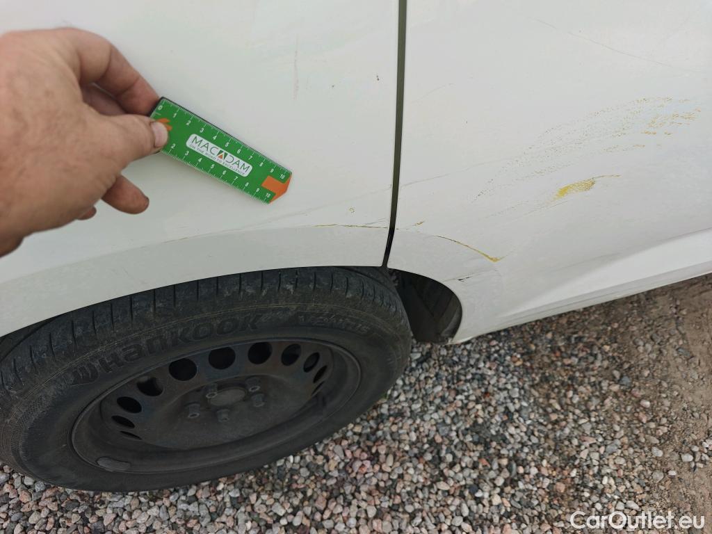  Volkswagen  Caddy VOLKSWAGEN  / 2020 / 4P / combi Kombi 2.0 TDI 75kW (102CV) #17