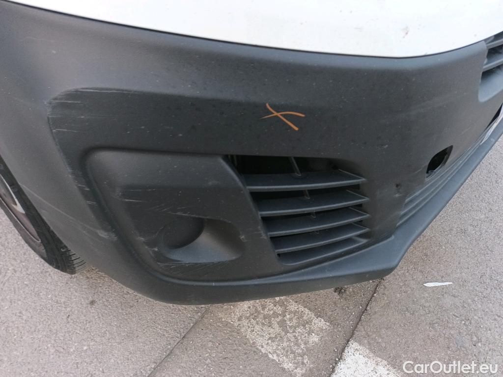  Opel  Vivaro OPEL  / 2019 / 4P / furgón 1.5 Diésel 88kW (120CV) M Std Express #28